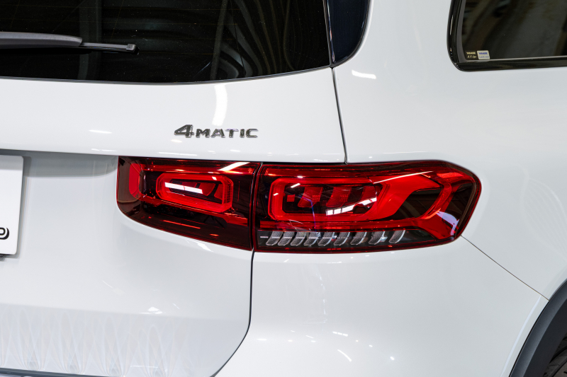 メルセデスベンツ GLB GLB250 4MATIC ｽﾎﾟｰﾂ ﾅﾋﾞｹﾞｰｼｮﾝ&ﾅｲﾄ&ﾚｰﾀﾞｰｾｰﾌﾃｨPKG　1ｵｰﾅｰ 黒革 ｼｰﾄﾋｰﾀｰ MBUXﾅﾋﾞ ﾌﾙｾｸﾞTV 360ｶﾒﾗ ﾏﾙﾁﾋﾞｰﾑLED ﾜｲﾔﾚｽﾁｬｰｼﾞﾝｸﾞ AMGｴｱﾛ&20ｲﾝﾁAW　2年保証