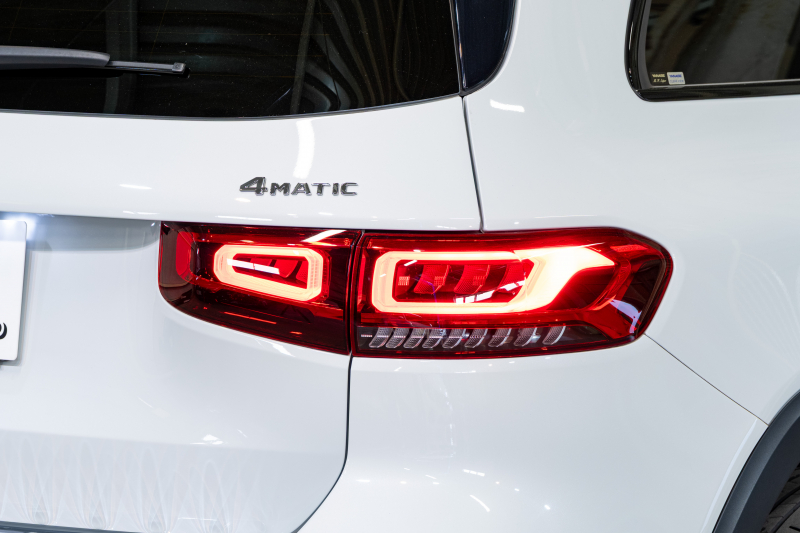 メルセデスベンツ GLB GLB250 4MATIC ｽﾎﾟｰﾂ ﾅﾋﾞｹﾞｰｼｮﾝ&ﾅｲﾄ&ﾚｰﾀﾞｰｾｰﾌﾃｨPKG　1ｵｰﾅｰ 黒革 ｼｰﾄﾋｰﾀｰ MBUXﾅﾋﾞ ﾌﾙｾｸﾞTV 360ｶﾒﾗ ﾏﾙﾁﾋﾞｰﾑLED ﾜｲﾔﾚｽﾁｬｰｼﾞﾝｸﾞ AMGｴｱﾛ&20ｲﾝﾁAW　2年保証