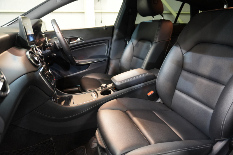 メルセデスベンツ CLAクラス CLA220 4MATIC ｼｭｰﾃｨﾝｸﾞﾌﾞﾚｰｸ ﾚｰﾀﾞｰｾｰﾌﾃｨPKG　後期 Pｽﾀ 黒革 ｼｰﾄﾋｰﾀｰ 純正ﾅﾋﾞ ﾌﾙｾｸﾞTV BTｵｰﾃﾞｨｵ&TEL CarPlay Bｶﾒﾗ PTS LEDﾍｯﾄﾞﾗｲﾄ ｱﾝﾋﾞｴﾝﾄ 18ｲﾝﾁAW　2年保証付