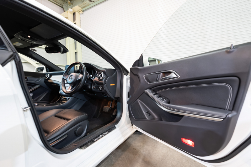 メルセデスベンツ CLAクラス CLA220 4MATIC ｼｭｰﾃｨﾝｸﾞﾌﾞﾚｰｸ ﾚｰﾀﾞｰｾｰﾌﾃｨPKG　後期 Pｽﾀ 黒革 ｼｰﾄﾋｰﾀｰ 純正ﾅﾋﾞ ﾌﾙｾｸﾞTV BTｵｰﾃﾞｨｵ&TEL CarPlay Bｶﾒﾗ PTS LEDﾍｯﾄﾞﾗｲﾄ ｱﾝﾋﾞｴﾝﾄ 18ｲﾝﾁAW　2年保証付
