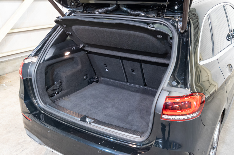 メルセデスベンツ Bクラス B180 AMGﾗｲﾝ ﾚｻﾞｰEX&ｱﾄﾞﾊﾞﾝｽﾄﾞ&ﾅﾋﾞｹﾞｰｼｮﾝ&ﾚｰﾀﾞｰｾｰﾌﾃｨPKG　黒×赤革 ﾊﾟﾉﾗﾏSR MBUXﾅﾋﾞ ﾌﾙｾｸﾞ 360ｶﾒﾗ ﾍｯﾄﾞｱｯﾌﾟD 自動ﾃｰﾙｹﾞｰﾄ LEDﾍｯﾄﾞﾗｲﾄ ｼｰﾄﾋｰﾀｰ 18ｲﾝﾁAW　2年保証付