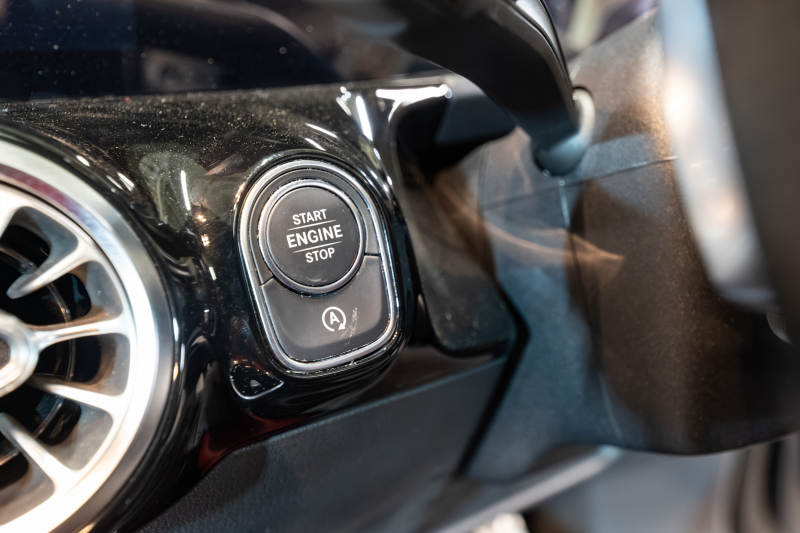 メルセデスベンツ Bクラス B180 AMGﾗｲﾝ ﾚｻﾞｰEX&ｱﾄﾞﾊﾞﾝｽﾄﾞ&ﾅﾋﾞｹﾞｰｼｮﾝ&ﾚｰﾀﾞｰｾｰﾌﾃｨPKG　黒×赤革 ﾊﾟﾉﾗﾏSR MBUXﾅﾋﾞ ﾌﾙｾｸﾞ 360ｶﾒﾗ ﾍｯﾄﾞｱｯﾌﾟD 自動ﾃｰﾙｹﾞｰﾄ LEDﾍｯﾄﾞﾗｲﾄ ｼｰﾄﾋｰﾀｰ 18ｲﾝﾁAW　2年保証付