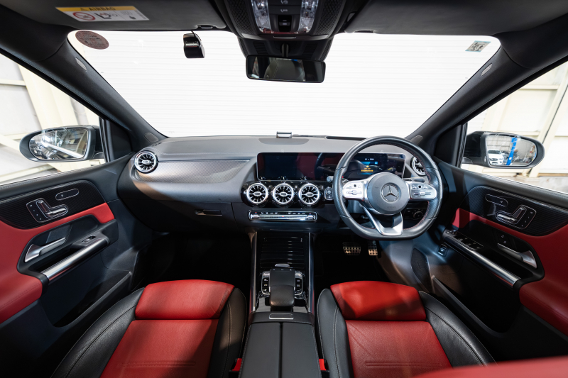 メルセデスベンツ Bクラス B180 AMGﾗｲﾝ ﾚｻﾞｰEX&ｱﾄﾞﾊﾞﾝｽﾄﾞ&ﾅﾋﾞｹﾞｰｼｮﾝ&ﾚｰﾀﾞｰｾｰﾌﾃｨPKG　黒×赤革 ﾊﾟﾉﾗﾏSR MBUXﾅﾋﾞ ﾌﾙｾｸﾞ 360ｶﾒﾗ ﾍｯﾄﾞｱｯﾌﾟD 自動ﾃｰﾙｹﾞｰﾄ LEDﾍｯﾄﾞﾗｲﾄ ｼｰﾄﾋｰﾀｰ 18ｲﾝﾁAW　2年保証付