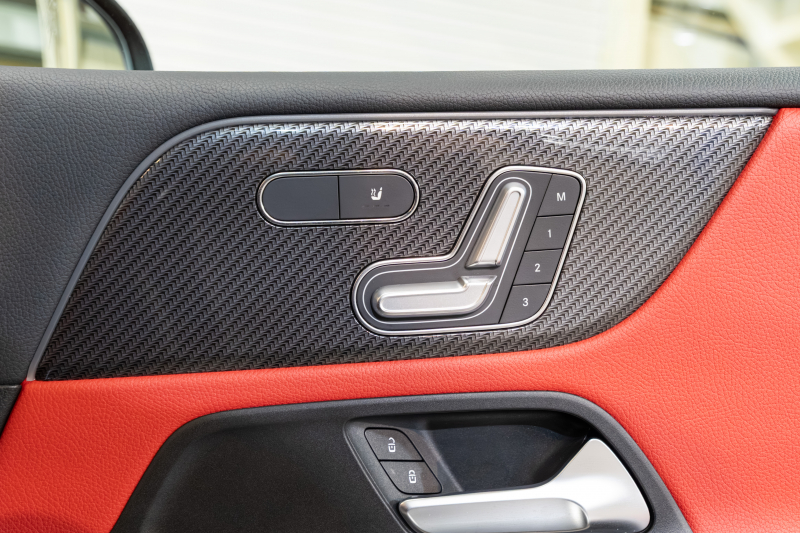 メルセデスベンツ Bクラス B180 AMGﾗｲﾝ ﾚｻﾞｰEX&ｱﾄﾞﾊﾞﾝｽﾄﾞ&ﾅﾋﾞｹﾞｰｼｮﾝ&ﾚｰﾀﾞｰｾｰﾌﾃｨPKG　黒×赤革 ﾊﾟﾉﾗﾏSR MBUXﾅﾋﾞ ﾌﾙｾｸﾞ 360ｶﾒﾗ ﾍｯﾄﾞｱｯﾌﾟD 自動ﾃｰﾙｹﾞｰﾄ LEDﾍｯﾄﾞﾗｲﾄ ｼｰﾄﾋｰﾀｰ 18ｲﾝﾁAW　2年保証付