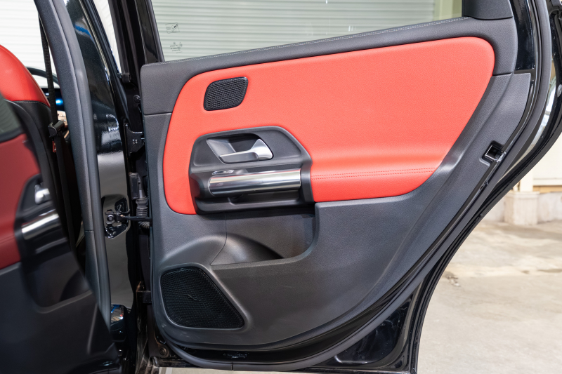 メルセデスベンツ Bクラス B180 AMGﾗｲﾝ ﾚｻﾞｰ&ｱﾄﾞﾊﾞﾝｽﾄﾞ&ﾅﾋﾞｹﾞｰｼｮﾝ&ﾚｰﾀﾞｰｾｰﾌﾃｨPKG　 黒×赤革 ﾊﾟﾉﾗﾏSR MBUXﾅﾋﾞ ﾌﾙｾｸﾞ 360ｶﾒﾗ ﾍｯﾄﾞｱｯﾌﾟD 自動ﾃｰﾙｹﾞｰﾄ LEDﾍｯﾄﾞﾗｲﾄ ｼｰﾄﾋｰﾀｰ　2年保証付