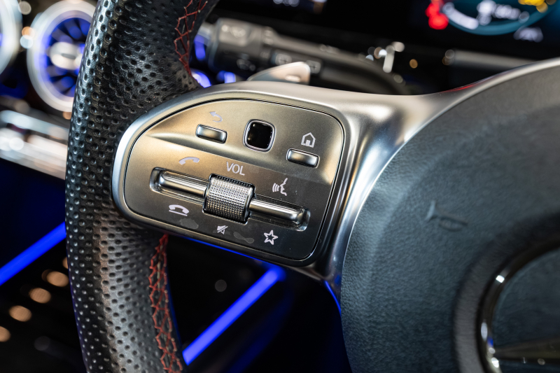 メルセデスベンツ Bクラス B180 AMGﾗｲﾝ ﾚｻﾞｰ&ｱﾄﾞﾊﾞﾝｽﾄﾞ&ﾅﾋﾞｹﾞｰｼｮﾝ&ﾚｰﾀﾞｰｾｰﾌﾃｨPKG　 黒×赤革 ﾊﾟﾉﾗﾏSR MBUXﾅﾋﾞ ﾌﾙｾｸﾞ 360ｶﾒﾗ ﾍｯﾄﾞｱｯﾌﾟD 自動ﾃｰﾙｹﾞｰﾄ LEDﾍｯﾄﾞﾗｲﾄ ｼｰﾄﾋｰﾀｰ　2年保証付