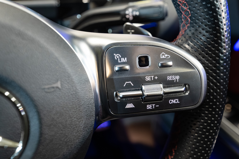 メルセデスベンツ Bクラス B180 AMGﾗｲﾝ ﾚｻﾞｰ&ｱﾄﾞﾊﾞﾝｽﾄﾞ&ﾅﾋﾞｹﾞｰｼｮﾝ&ﾚｰﾀﾞｰｾｰﾌﾃｨPKG　 黒×赤革 ﾊﾟﾉﾗﾏSR MBUXﾅﾋﾞ ﾌﾙｾｸﾞ 360ｶﾒﾗ ﾍｯﾄﾞｱｯﾌﾟD 自動ﾃｰﾙｹﾞｰﾄ LEDﾍｯﾄﾞﾗｲﾄ ｼｰﾄﾋｰﾀｰ　2年保証付