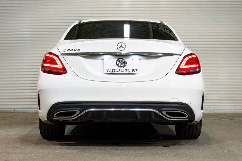 メルセデスベンツ Cクラス C220d AVG AMGﾗｲﾝ ﾚｻﾞｰｴｸｽｸﾙｰｼﾌﾞ&ﾚｰﾀﾞｰSP　後期 黒革 純正ﾅﾋﾞTV ﾌﾞﾙﾒｽﾀｰ ﾊﾞｯｸｶﾒﾗ ﾍｯﾄﾞｱｯﾌﾟD AIRｻｽ 自動ﾄﾗﾝｸ ﾌｯﾄｵｰﾌﾟﾅｰ ACC BSM　2年保証
