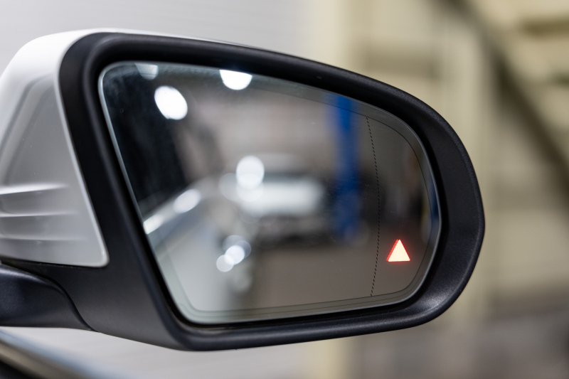 メルセデスベンツ Cクラス C220d AVG AMGﾗｲﾝ ﾚｻﾞｰｴｸｽｸﾙｰｼﾌﾞ&ﾚｰﾀﾞｰSP　後期 黒革 純正ﾅﾋﾞTV ﾌﾞﾙﾒｽﾀｰ ﾊﾞｯｸｶﾒﾗ ﾍｯﾄﾞｱｯﾌﾟD AIRｻｽ 自動ﾄﾗﾝｸ ﾌｯﾄｵｰﾌﾟﾅｰ ACC BSM　2年保証