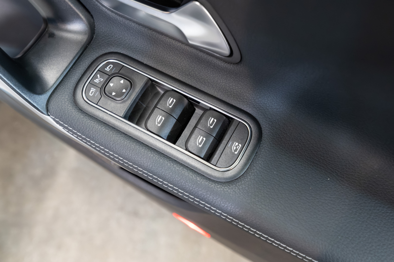 メルセデスベンツ CLAクラス CLA250 ｼｭｰﾃｨﾝｸﾞﾌﾞﾚｰｸ 4MATIC ﾅﾋﾞｹﾞｰｼｮﾝ&ﾚｰﾀﾞｰPKG　1ｵﾅ 黒半革 ｼｰﾄﾋｰﾀｰ MBUXﾅﾋﾞ ﾌﾙｾｸﾞTV ﾊﾞｯｸｶﾒﾗ LEDﾍｯﾄﾞﾗｲﾄ 純正18ｲﾝﾁAW　2年保証付