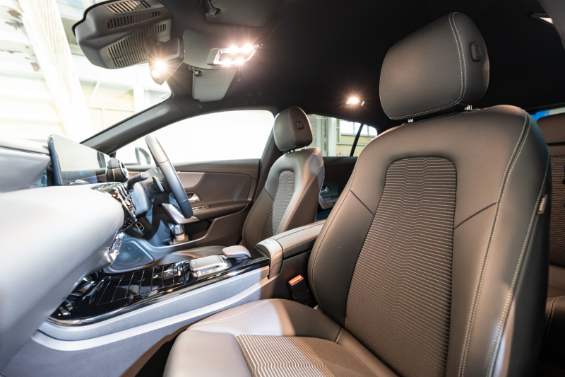 メルセデスベンツ CLAクラス CLA250 ｼｭｰﾃｨﾝｸﾞﾌﾞﾚｰｸ 4MATIC ﾅﾋﾞｹﾞｰｼｮﾝ&ﾚｰﾀﾞｰPKG　1ｵﾅ 黒半革 ｼｰﾄﾋｰﾀｰ MBUXﾅﾋﾞ ﾌﾙｾｸﾞTV ﾊﾞｯｸｶﾒﾗ LEDﾍｯﾄﾞﾗｲﾄ 純正18ｲﾝﾁAW　2年保証付