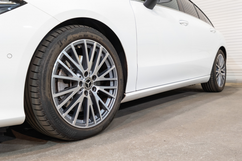 メルセデスベンツ CLAクラス CLA250 ｼｭｰﾃｨﾝｸﾞﾌﾞﾚｰｸ 4MATIC ﾅﾋﾞｹﾞｰｼｮﾝ&ﾚｰﾀﾞｰPKG　1ｵﾅ 黒半革 ｼｰﾄﾋｰﾀｰ MBUXﾅﾋﾞ ﾌﾙｾｸﾞTV ﾊﾞｯｸｶﾒﾗ LEDﾍｯﾄﾞﾗｲﾄ 純正18ｲﾝﾁAW　2年保証付