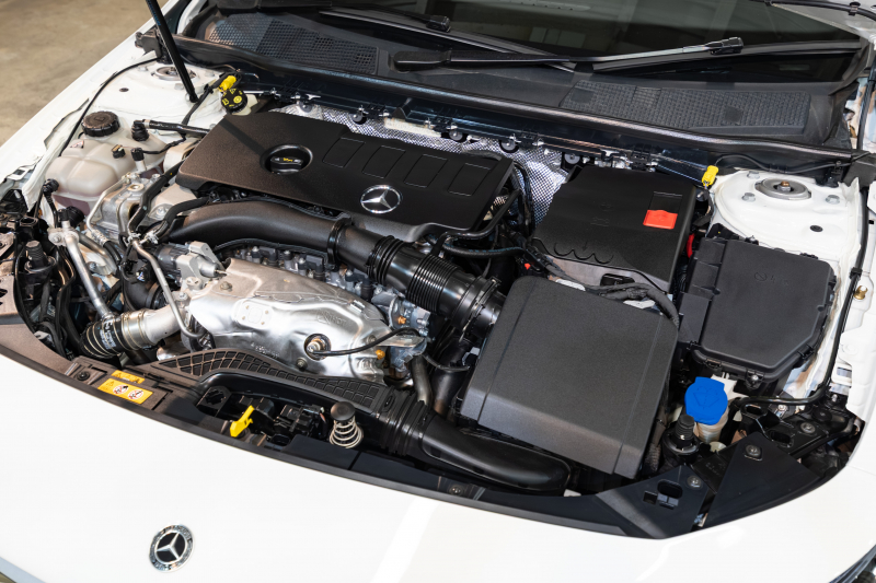 メルセデスベンツ CLAクラス CLA250 ｼｭｰﾃｨﾝｸﾞﾌﾞﾚｰｸ 4MATIC ﾅﾋﾞｹﾞｰｼｮﾝ&ﾚｰﾀﾞｰPKG　1ｵﾅ 黒半革 ｼｰﾄﾋｰﾀｰ MBUXﾅﾋﾞ ﾌﾙｾｸﾞTV ﾊﾞｯｸｶﾒﾗ LEDﾍｯﾄﾞﾗｲﾄ 純正18ｲﾝﾁAW　2年保証付