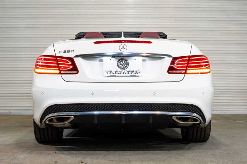 メルセデスベンツ Eクラス E250ｶﾌﾞﾘｵﾚ AMGｽﾎﾟｰﾂ&ｺﾝﾌｫｰﾄ&ﾚｰﾀﾞｰｾｰﾌﾃｨPKG　後期 1ｵｰﾅｰ 赤幌 赤革 ｼｰﾄﾋｰﾀｰ ﾏﾙﾁｺﾝﾄﾛｰﾙｼｰﾄﾊﾞｯｸ 純正ﾅﾋﾞ ﾌﾙｾｸﾞTV 360ｶﾒﾗ LEDﾍｯﾄﾞ AMGｴｱﾛ&18AW 7AT　2年保証