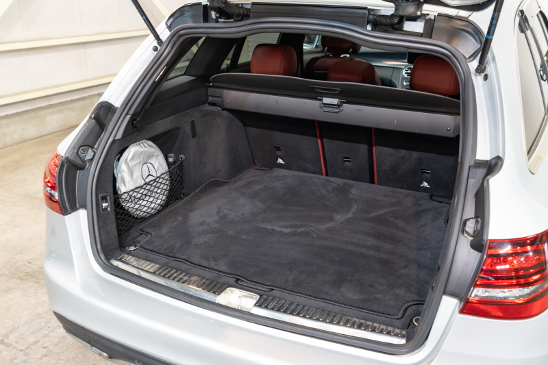 メルセデスベンツ Cクラス C220d ﾜｺﾞﾝ AMGﾗｲﾝ ﾚｻﾞｰEXC&ﾚｰﾀﾞｰｾｰﾌﾃｨPKG　後期 赤革 ｻﾝﾙｰﾌ ｼｰﾄﾋｰﾀｰ 純正ﾅﾋﾞ ﾌﾙｾｸﾞTV ﾌﾞﾙﾒｽﾀｰ CarPlay ﾍｯﾄﾞｱｯﾌﾟD Bｶﾒﾗ ﾏﾙﾁﾋﾞｰﾑLED AMGｴｱﾛ&18ｲﾝﾁAW　2年保証