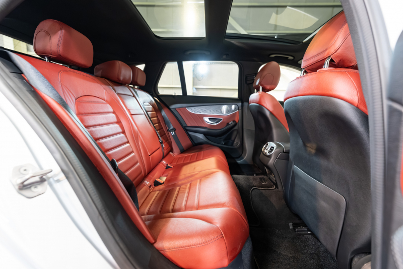 メルセデスベンツ Cクラス C220d ﾜｺﾞﾝ AMGﾗｲﾝ ﾚｻﾞｰEXC&ﾚｰﾀﾞｰｾｰﾌﾃｨPKG　後期 赤革 ｻﾝﾙｰﾌ ｼｰﾄﾋｰﾀｰ 純正ﾅﾋﾞ ﾌﾙｾｸﾞTV ﾌﾞﾙﾒｽﾀｰ CarPlay ﾍｯﾄﾞｱｯﾌﾟD Bｶﾒﾗ ﾏﾙﾁﾋﾞｰﾑLED AMGｴｱﾛ&18ｲﾝﾁAW　2年保証