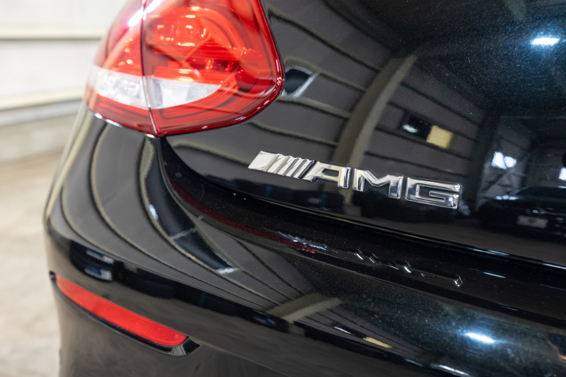 AMG Cクラス C43 4MATIC ｶﾌﾞﾘｵﾚ ﾚｰﾀﾞｰSP　赤帆 黒革 ｼｰﾄﾋｰﾀｰ ｴｱｽｶｰﾌ 純正ﾅﾋﾞ ﾌﾙｾｸﾞTV Burmester LEDﾍｯﾄﾞﾗｲﾄ ﾏﾙﾁｶﾗｰｱﾝﾋﾞｴﾝﾄﾗｲﾄ AMGｴｱﾛ&19ｲﾝﾁAW　2年保証