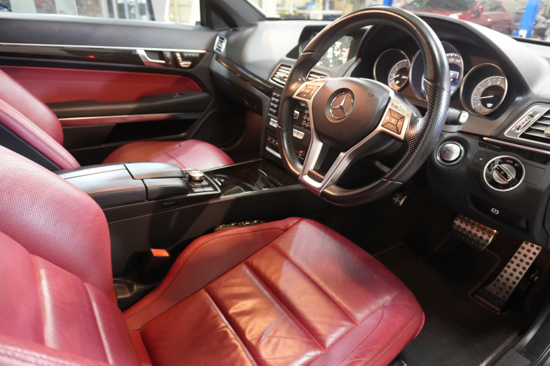 メルセデスベンツ Eクラス E250ｸｰﾍﾟ AMGｽﾎﾟｰﾂ&ﾚｰﾀﾞｰｾｰﾌﾃｨPKG　後期 Pｽﾀ 赤革 ﾅﾋﾞTV 360ｶﾒ LEDﾍｯﾄﾞﾗｲﾄ AMGｴｱﾛ&18AW ACC BSM LCW　2年保証