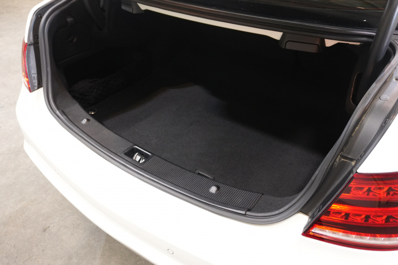 メルセデスベンツ Eクラス E250ｸｰﾍﾟ AMGｽﾎﾟｰﾂ&ﾚｰﾀﾞｰｾｰﾌﾃｨPKG　後期 Pｽﾀ 赤革 ﾅﾋﾞTV 360ｶﾒ LEDﾍｯﾄﾞﾗｲﾄ AMGｴｱﾛ&18AW ACC BSM LCW　2年保証