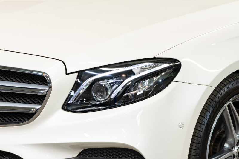 メルセデスベンツ Eクラス E250ﾜｺﾞﾝ AVGｽﾎﾟｰﾂ ｴｸｽｸﾙｰｼﾌﾞPKG ﾚｰﾀﾞｰSP　中期 黒革 ﾊﾟﾉﾗﾏSR ﾅﾋﾞTV Meｺﾈ carplay ﾌﾞﾙﾒｽﾀｰ ﾍｯﾄﾞｱｯﾌﾟD ｴｱﾊﾞﾗﾝｽP 自動ﾄﾗﾝｸ ﾌｯﾄｵｰﾌﾟﾅｰ Newﾃﾞｻﾞｲﾝｽﾃｱ　2年保証