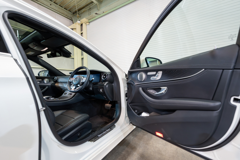 メルセデスベンツ Eクラス E250ﾜｺﾞﾝ AVGｽﾎﾟｰﾂ ｴｸｽｸﾙｰｼﾌﾞPKG ﾚｰﾀﾞｰSP　中期 黒革 ﾊﾟﾉﾗﾏSR ﾅﾋﾞTV Meｺﾈ carplay ﾌﾞﾙﾒｽﾀｰ ﾍｯﾄﾞｱｯﾌﾟD ｴｱﾊﾞﾗﾝｽP 自動ﾄﾗﾝｸ ﾌｯﾄｵｰﾌﾟﾅｰ Newﾃﾞｻﾞｲﾝｽﾃｱ　2年保証