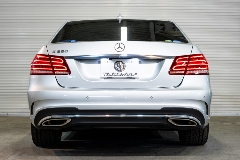 メルセデスベンツ Eクラス E250 AVG AMGｽﾎﾟｰﾂ&ﾚｰﾀﾞｰｾｰﾌﾃｲPKG　 後期ﾓﾃﾞﾙ  1ｵｰﾅｰ 黒半革 ｼｰﾄﾋｰﾀｰ 純正ﾅﾋﾞ ﾌﾙｾｸﾞTV 360ｶﾒﾗ LEDﾍｯﾄﾞﾗｲﾄ AMGｴｱﾛ&18ｲﾝﾁAW　2年保証