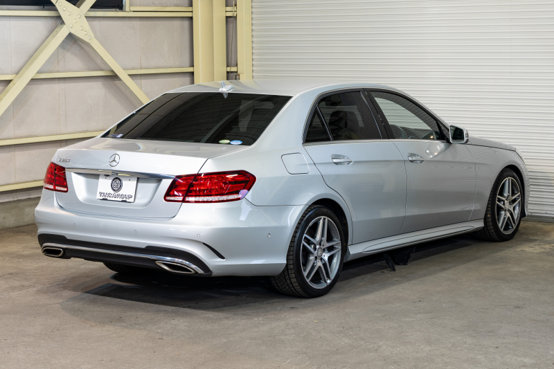 メルセデスベンツ Eクラス E250 AVG AMGｽﾎﾟｰﾂ&ﾚｰﾀﾞｰｾｰﾌﾃｲPKG　 後期ﾓﾃﾞﾙ  1ｵｰﾅｰ 黒半革 ｼｰﾄﾋｰﾀｰ 純正ﾅﾋﾞ ﾌﾙｾｸﾞTV 360ｶﾒﾗ LEDﾍｯﾄﾞﾗｲﾄ AMGｴｱﾛ&18ｲﾝﾁAW　2年保証