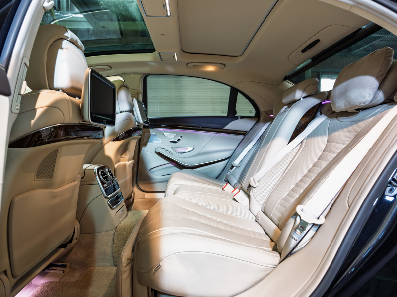 メルセデスベンツ Sクラス S550ﾛﾝｸﾞ ｼｮｰﾌｧｰ&ﾚｰﾀﾞｰｾｰﾌﾃｨPKG　ﾍﾞｰｼﾞｭ革 ｼｰﾄﾋｰﾀｰ&ｸｰﾗｰ ﾊﾟﾉﾗﾏSR 純正ﾅﾋﾞ ﾌﾙｾｸﾞTV ﾘｱｴﾝﾀｰ 360ｶﾒﾗ Burmester 自動ﾄﾗﾝｸ&ﾊﾝｽﾞﾌﾘｰA LEDﾗｲﾄ 純正18ｲﾝﾁAW　2年保証