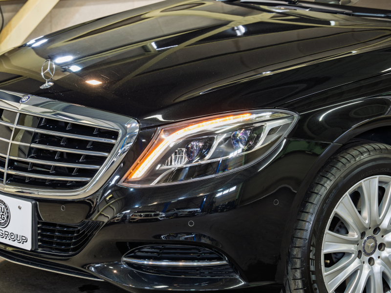 メルセデスベンツ Sクラス S550ﾛﾝｸﾞ ｼｮｰﾌｧｰ&ﾚｰﾀﾞｰｾｰﾌﾃｨPKG　ﾍﾞｰｼﾞｭ革 ｼｰﾄﾋｰﾀｰ&ｸｰﾗｰ ﾊﾟﾉﾗﾏSR 純正ﾅﾋﾞ ﾌﾙｾｸﾞTV ﾘｱｴﾝﾀｰ 360ｶﾒﾗ Burmester 自動ﾄﾗﾝｸ&ﾊﾝｽﾞﾌﾘｰA LEDﾗｲﾄ 純正18ｲﾝﾁAW　2年保証