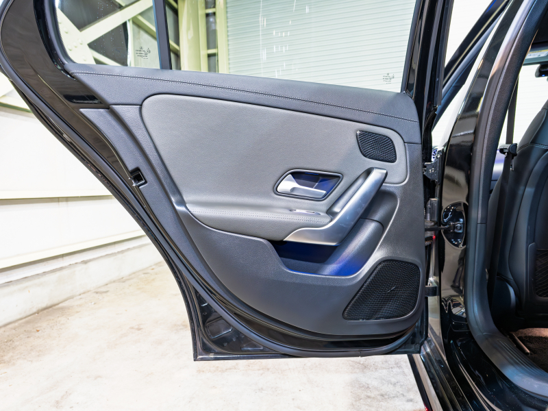 メルセデスベンツ Aクラス A200d AMGﾗｲﾝ ﾚｻﾞｰ&ｱﾄﾞﾊﾞﾝｽﾄﾞ&ﾅﾋﾞ& ﾚｰﾀﾞｰPKG　黒灰革 ｼｰﾄﾋｰﾀｰ ﾊﾟﾉﾗﾏSR MBUXﾅﾋﾞ ﾌﾙｾｸﾞTV 360ｶﾒﾗ ﾍｯﾄﾞｱｯﾌﾟD ｱﾄﾞﾊﾞﾝｽﾄﾞｻｳﾝﾄﾞ ﾏﾙﾁﾋﾞｰﾑLED AMGｴｱﾛ&18ｲﾝﾁAW　2年保証