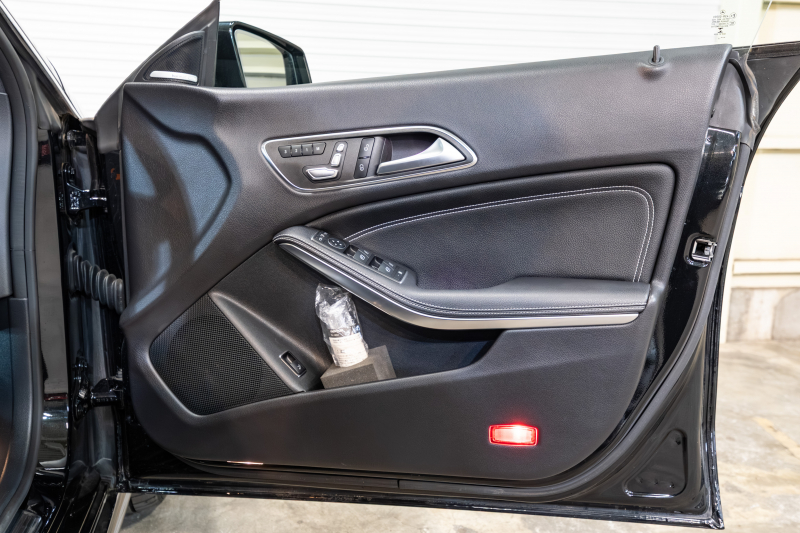 メルセデスベンツ CLAクラス CLA220 4MATIC ｼｭｰﾃｨﾝｸﾞﾌﾞﾚｰｸ ﾌﾟﾚﾐｱﾑ&ﾚｰﾀﾞｰｾｰﾌﾃｨPKG　後期 Pｽﾀ 黒革 ｻﾝﾙｰﾌ ｼｰﾄﾋｰﾀｰ 純正ﾅﾋﾞ ﾌﾙｾｸﾞTV harman/kardon CarPlay Bｶﾒﾗ PTS LEDﾍｯﾄﾞﾗｲﾄ ｱﾝﾋﾞｴﾝﾄ 18ｲﾝﾁAW　2年保証付