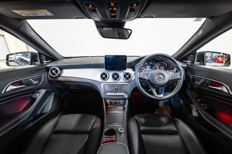 メルセデスベンツ CLAクラス CLA220 4MATIC ｼｭｰﾃｨﾝｸﾞﾌﾞﾚｰｸ ﾌﾟﾚﾐｱﾑ&ﾚｰﾀﾞｰｾｰﾌﾃｨPKG　後期 Pｽﾀ 黒革 ｻﾝﾙｰﾌ ｼｰﾄﾋｰﾀｰ 純正ﾅﾋﾞ ﾌﾙｾｸﾞTV harman/kardon CarPlay Bｶﾒﾗ PTS LEDﾍｯﾄﾞﾗｲﾄ ｱﾝﾋﾞｴﾝﾄ 18ｲﾝﾁAW　2年保証付