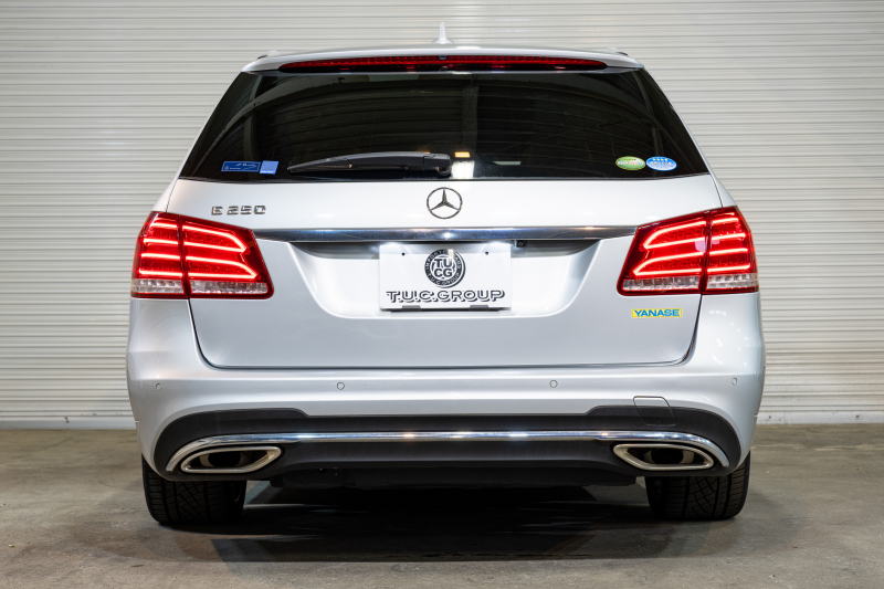 メルセデスベンツ Eクラス E250 ワゴン AVG AMGｽﾎﾟｰﾂ&ﾚｰﾀﾞｰｾｰﾌﾃｲPKG　 後期ﾓﾃﾞﾙ 黒半革 ﾊﾟﾉﾗﾏｻﾝﾙｰﾌ ｼｰﾄﾋｰﾀｰ 純正ﾅﾋﾞ ﾌﾙｾｸﾞTV 360ｶﾒﾗ LEDﾍｯﾄﾞﾗｲﾄ AMGｴｱﾛ&18ｲﾝﾁAW　2年保証付
