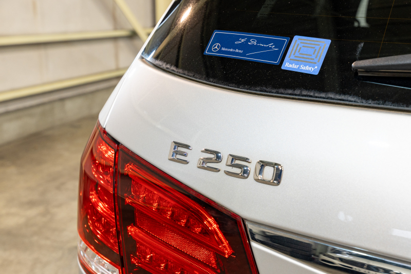 メルセデスベンツ Eクラス E250 ワゴン AVG AMGｽﾎﾟｰﾂ&ﾚｰﾀﾞｰｾｰﾌﾃｲPKG　 後期ﾓﾃﾞﾙ 黒半革 ﾊﾟﾉﾗﾏｻﾝﾙｰﾌ ｼｰﾄﾋｰﾀｰ 純正ﾅﾋﾞ ﾌﾙｾｸﾞTV 360ｶﾒﾗ LEDﾍｯﾄﾞﾗｲﾄ AMGｴｱﾛ&18ｲﾝﾁAW　2年保証付