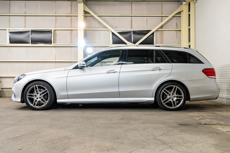 メルセデスベンツ Eクラス E250 ワゴン AVG AMGｽﾎﾟｰﾂ&ﾚｰﾀﾞｰｾｰﾌﾃｲPKG　 後期ﾓﾃﾞﾙ 黒半革 ﾊﾟﾉﾗﾏｻﾝﾙｰﾌ ｼｰﾄﾋｰﾀｰ 純正ﾅﾋﾞ ﾌﾙｾｸﾞTV 360ｶﾒﾗ LEDﾍｯﾄﾞﾗｲﾄ AMGｴｱﾛ&18ｲﾝﾁAW　2年保証付