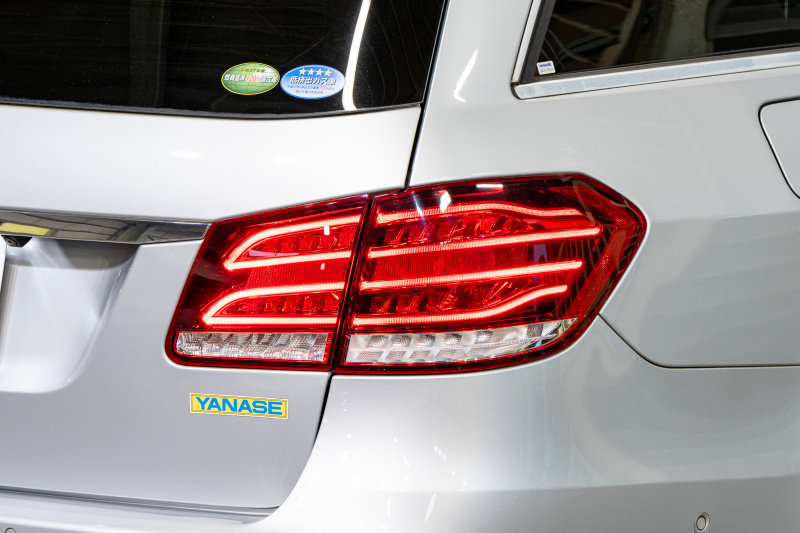 メルセデスベンツ Eクラス E250 ワゴン AVG AMGｽﾎﾟｰﾂ&ﾚｰﾀﾞｰｾｰﾌﾃｲPKG　 後期ﾓﾃﾞﾙ 黒半革 ﾊﾟﾉﾗﾏｻﾝﾙｰﾌ ｼｰﾄﾋｰﾀｰ 純正ﾅﾋﾞ ﾌﾙｾｸﾞTV 360ｶﾒﾗ LEDﾍｯﾄﾞﾗｲﾄ AMGｴｱﾛ&18ｲﾝﾁAW　2年保証付