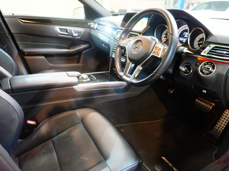 メルセデスベンツ Eクラス E250 ワゴン AVG AMGｽﾎﾟｰﾂ&ﾚｰﾀﾞｰｾｰﾌﾃｲPKG　 後期ﾓﾃﾞﾙ 黒革 ﾊﾟﾉﾗﾏｻﾝﾙｰﾌ ｼｰﾄﾋｰﾀｰ 純正ﾅﾋﾞ ﾌﾙｾｸﾞTV 360ｶﾒﾗ LEDﾍｯﾄﾞﾗｲﾄ AMGｴｱﾛ&18ｲﾝﾁAW　2年保証付