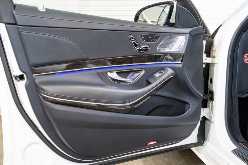 メルセデスベンツ Sクラス S550ﾛﾝｸﾞ AMGｽﾎﾟｰﾂ&ﾗｸﾞｼﾞｭｱﾘｰ&ﾚｰﾀﾞｰｾｰﾌﾃｨPKG　黒革 ｼｰﾄﾋｰﾀｰ&ｸｰﾗｰ ﾊﾟﾉﾗﾏSR 純正ﾅﾋﾞ ﾌﾙｾｸﾞTV 360ｶﾒﾗ Burmester 自動ﾄﾗﾝｸ&ﾊﾝｽﾞﾌﾘｰA LEDﾗｲﾄ AMGｴｱﾛ&19ｲﾝﾁAW　2年保証