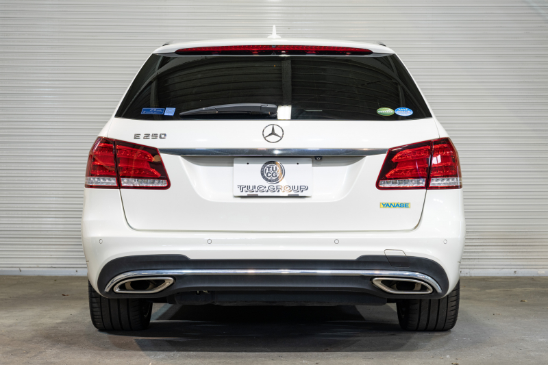 メルセデスベンツ Eクラス E250 ワゴン AVG AMGｽﾎﾟｰﾂ&ﾚｰﾀﾞｰｾｰﾌﾃｲPKG　 後期ﾓﾃﾞﾙ 黒革 ｼｰﾄﾋｰﾀｰ 純正ﾅﾋﾞ ﾌﾙｾｸﾞTV 360ｶﾒﾗ LEDﾍｯﾄﾞﾗｲﾄ AMGｴｱﾛ&18ｲﾝﾁAW　2年保証付