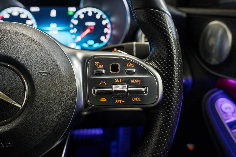 メルセデスベンツ Cクラス C200ﾜｺﾞﾝ AVG AMGﾗｲﾝ ﾚｻﾞｰｴｸｽｸﾙｰｼﾌﾞPKG　後期 赤革 ﾊﾟﾉﾗﾏSR ﾅﾋﾞTV Bｶﾒﾗ ﾌﾞﾙﾒｽﾀｰ 自動ﾄﾗﾝｸ ﾌｯﾄｵｰﾌﾟﾅｰ ｴｱﾊﾞﾗﾝｽP ﾍｯﾄﾞｱｯﾌﾟD LEDﾗｲﾄ 　2年保証