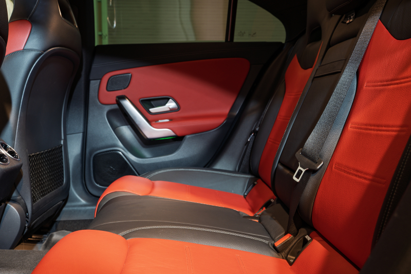 メルセデスベンツ CLAクラス CLA200d AMGﾗｲﾝ ﾚｻﾞｰ&ｱﾄﾞﾊﾞﾝｽﾄﾞ&ﾅﾋﾞ& ﾚｰﾀﾞｰPKG　黒赤革 ｼｰﾄﾋｰﾀｰ ﾊﾟﾉﾗﾏSR MBUXﾅﾋﾞ ﾌﾙｾｸﾞTV 360ｶﾒﾗ ﾍｯﾄﾞｱｯﾌﾟD ｱﾄﾞﾊﾞﾝｽﾄﾞｻｳﾝﾄﾞ ﾏﾙﾁﾋﾞｰﾑLED AMGｴｱﾛ&18ｲﾝﾁAW　2年保証