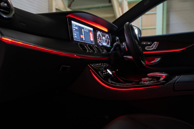 メルセデスベンツ Eクラス E220d ﾜｺﾞﾝ AVG AMGﾗｲﾝ ﾚｻﾞｰｴｸｽｸﾙｰｼﾌﾞPKG　中期 黒革 ﾊﾟﾉﾗﾏSR ﾅﾋﾞTV 360ｶﾒ ﾌﾞﾙﾒｽﾀｰ ﾍｯﾄﾞｱｯﾌﾟD ｴｱﾊﾞﾗﾝｽP Newﾃﾞｻﾞｲﾝｽﾃｱ 自動ﾄﾗﾝｸ ﾌｯﾄｵｰﾌﾟﾅｰ AMGｴｱﾛ&19AW ACC BSM LCW　2年保証