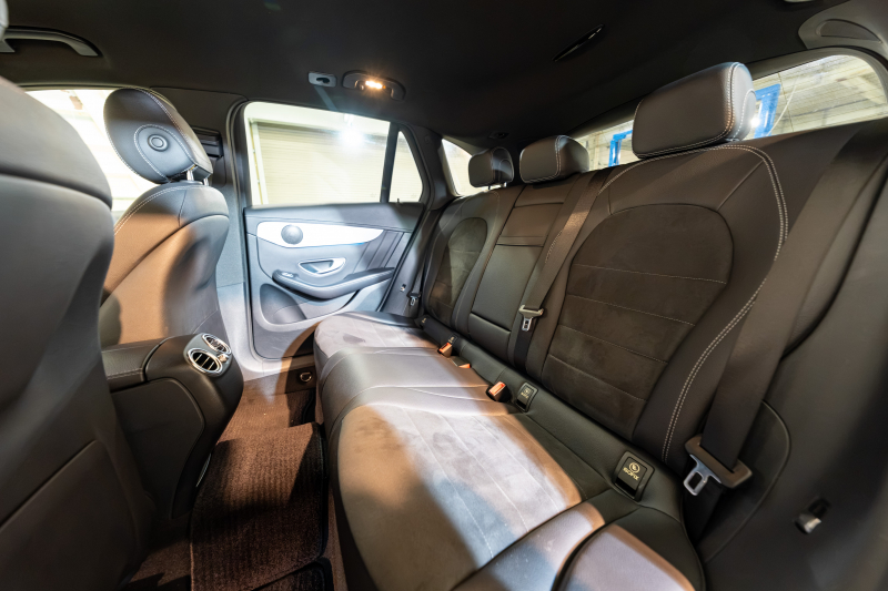 メルセデスベンツ GLC GLC200 ｽﾎﾟｰﾂ ﾚｰﾀﾞｰｾｰﾌﾃｨPKG　黒半革 ﾅﾋﾞTV 360ｶﾒﾗ 自動ﾄﾗﾝｸ ﾌｯﾄｵｰﾌﾟﾅｰ LEDﾍｯﾄﾞﾗｲﾄ AMGｴｱﾛ&19AW ACC BSM LCW　2年保証