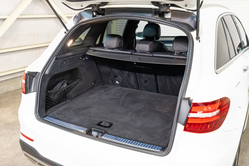 メルセデスベンツ GLC GLC200 ｽﾎﾟｰﾂ ﾚｰﾀﾞｰｾｰﾌﾃｨPKG　黒半革 ﾅﾋﾞTV 360ｶﾒﾗ 自動ﾄﾗﾝｸ ﾌｯﾄｵｰﾌﾟﾅｰ LEDﾍｯﾄﾞﾗｲﾄ AMGｴｱﾛ&19AW ACC BSM LCW　2年保証