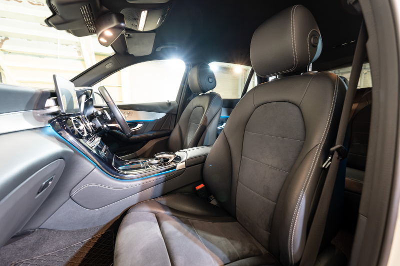 メルセデスベンツ GLC GLC200 ｽﾎﾟｰﾂ ﾚｰﾀﾞｰｾｰﾌﾃｨPKG　黒半革 ﾅﾋﾞTV 360ｶﾒﾗ 自動ﾄﾗﾝｸ ﾌｯﾄｵｰﾌﾟﾅｰ LEDﾍｯﾄﾞﾗｲﾄ AMGｴｱﾛ&19AW ACC BSM LCW　2年保証