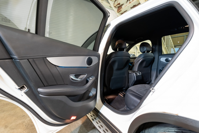 メルセデスベンツ GLC GLC200 ｽﾎﾟｰﾂ ﾚｰﾀﾞｰｾｰﾌﾃｨPKG　黒半革 ﾅﾋﾞTV 360ｶﾒﾗ 自動ﾄﾗﾝｸ ﾌｯﾄｵｰﾌﾟﾅｰ LEDﾍｯﾄﾞﾗｲﾄ AMGｴｱﾛ&19AW ACC BSM LCW　2年保証