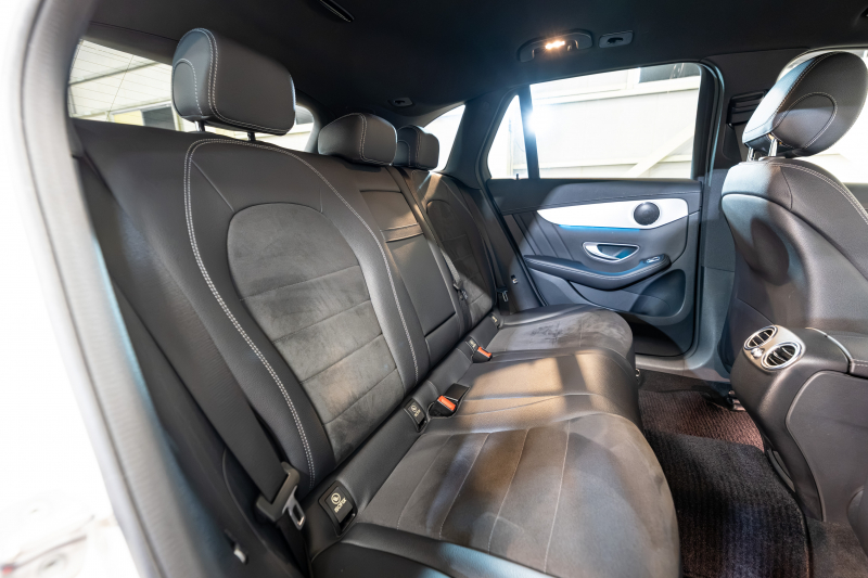 メルセデスベンツ GLC GLC200 ｽﾎﾟｰﾂ ﾚｰﾀﾞｰｾｰﾌﾃｨPKG　黒半革 ﾅﾋﾞTV 360ｶﾒﾗ 自動ﾄﾗﾝｸ ﾌｯﾄｵｰﾌﾟﾅｰ LEDﾍｯﾄﾞﾗｲﾄ AMGｴｱﾛ&19AW ACC BSM LCW　2年保証