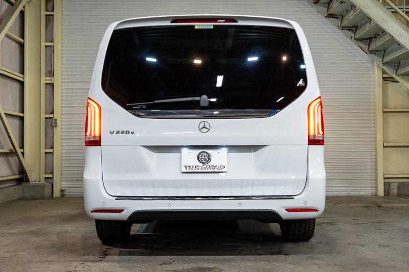 メルセデスベンツ Vクラス V220d AVG ﾛﾝｸﾞ AMGﾗｲﾝ ｴｸｽｸﾙｰｼﾌﾞｼｰﾄ&ﾚｰﾀﾞｰｾｰﾌﾃｨPKG　黒革 ﾊﾟﾉﾗﾏSR MBUXﾅﾋﾞ ﾌﾙｾｸﾞ ﾌﾞﾙﾒｽﾀｰ 360ｶﾒ LEDﾗｲﾄ 電動ｽﾗｲﾄﾞﾄﾞｱ 自動ﾄﾗﾝｸ　2年保証