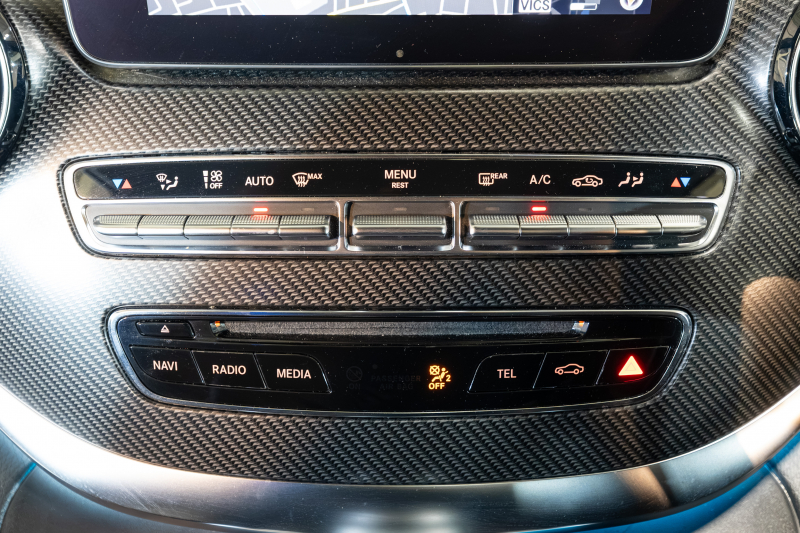 メルセデスベンツ Vクラス V220d AVG ﾛﾝｸﾞ AMGﾗｲﾝ ｴｸｽｸﾙｰｼﾌﾞｼｰﾄ&ﾚｰﾀﾞｰｾｰﾌﾃｨPKG　黒革 ﾊﾟﾉﾗﾏSR MBUXﾅﾋﾞ ﾌﾙｾｸﾞ ﾌﾞﾙﾒｽﾀｰ 360ｶﾒ LEDﾗｲﾄ 電動ｽﾗｲﾄﾞﾄﾞｱ 自動ﾄﾗﾝｸ　2年保証