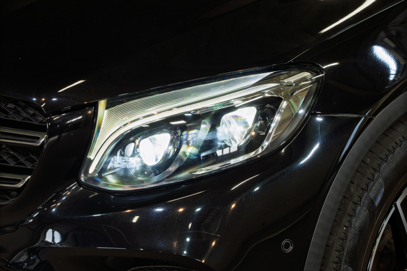 メルセデスベンツ GLC GLC220d 4MATIC ﾛｰﾚｳｽｴﾃﾞｨｼｮﾝ　特別仕様 黒半革 ﾊﾟﾉﾗﾏSR ﾅﾋﾞTV 360ｶﾒﾗ ﾌﾞﾙﾒｽﾀｰ 自動ﾄﾗﾝｸ ﾌｯﾄｵｰﾌﾟﾅｰ LEDﾗｲﾄ AMGｴｱﾛ&19AW ACC BSM LCW　2年保証